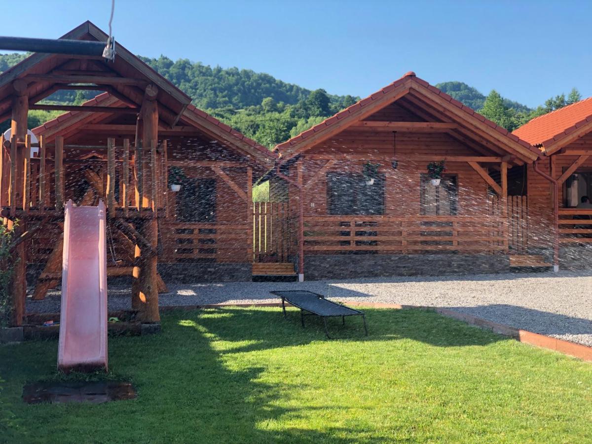 Riverside Woodhouses Прайд Экстерьер фото