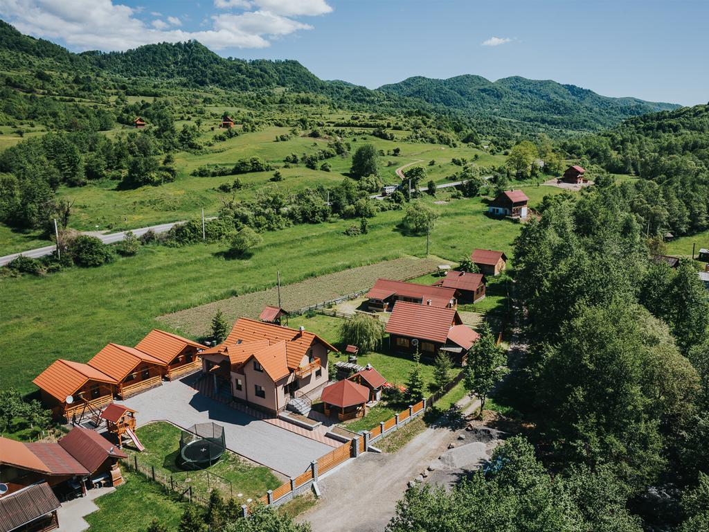 Riverside Woodhouses Прайд Экстерьер фото